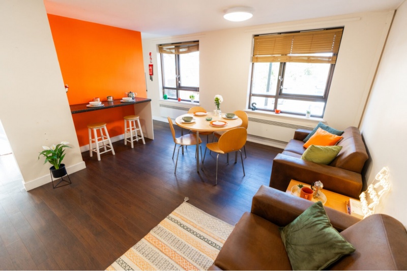 Coopers Court, London
