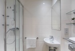 Platinum Ensuite Bathroom