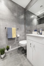 En Suite Bathroom