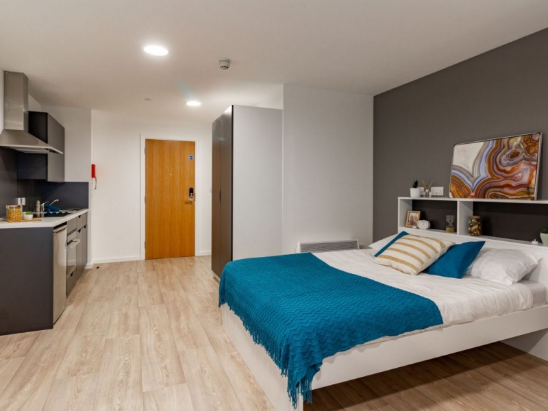 Pavilion Court Wembley studio 