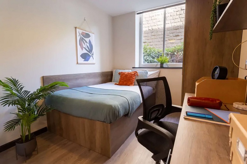  Premium Ensuite rooms feature a comfortable bed, study desk and chai