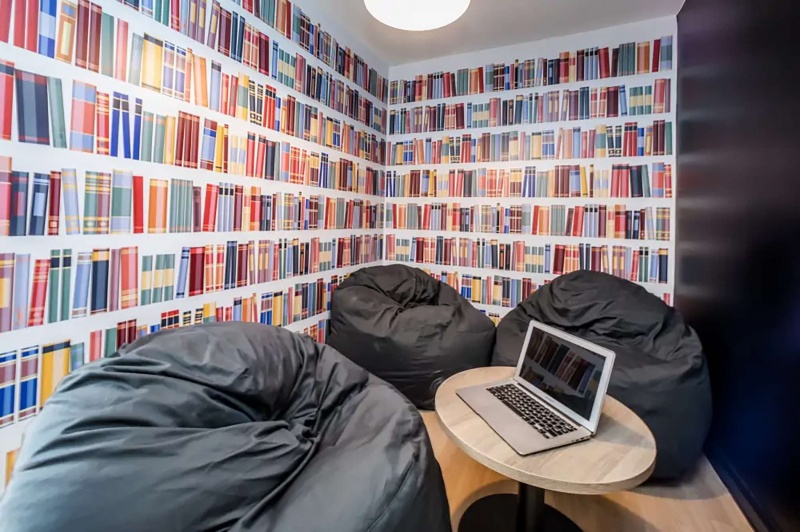 Cozy study room with bean bags in Crosstrend House