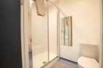 Premium Townhouse Studio Bathroom