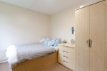 2 bed flat, bedroom