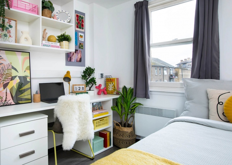 Sherren House ensuite room for QMUL Postgrads