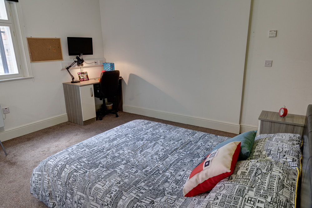 Bard House, Nottingham - Xenia | Reviews By Students